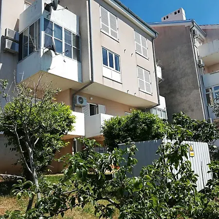 Darko Apartment